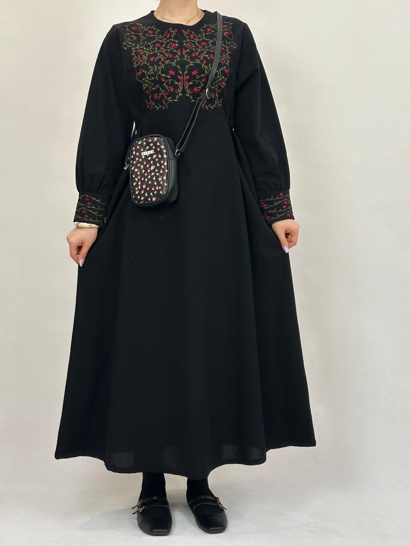 پیراهن گلدوزی بند دار